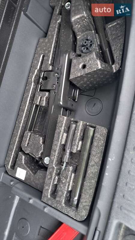 Внедорожник / Кроссовер Kia Sorento 2015 в Киеве фото 202 Внедорожник / Кроссовер Kia Sorento 2015 в Киеве