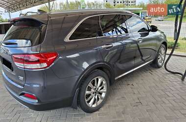 Внедорожник / Кроссовер Kia Sorento 2016 в 