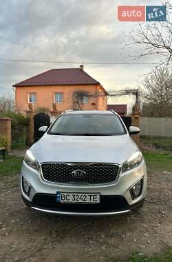 Внедорожник / Кроссовер Kia Sorento 2016 в 