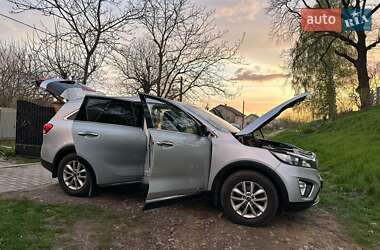 Внедорожник / Кроссовер Kia Sorento 2016 в 