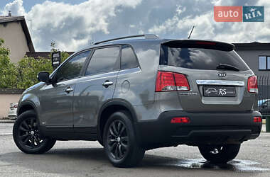 Позашляховик / Кросовер Kia Sorento 2011 в 