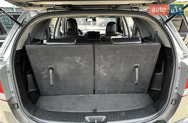 Позашляховик / Кросовер Kia Sorento 2011 в 