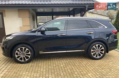 Внедорожник / Кроссовер Kia Sorento 2019 в 