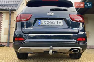 Внедорожник / Кроссовер Kia Sorento 2019 в 