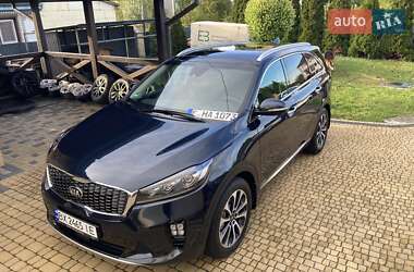 Внедорожник / Кроссовер Kia Sorento 2019 в 