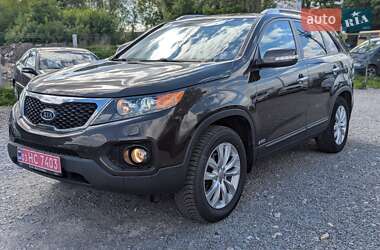 Позашляховик / Кросовер Kia Sorento 2011 в 