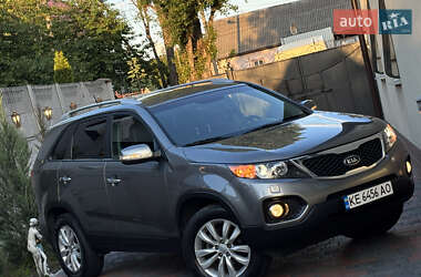 Позашляховик / Кросовер Kia Sorento 2012 в 