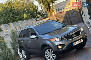 Позашляховик / Кросовер Kia Sorento 2012 в 