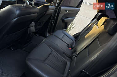 Позашляховик / Кросовер Kia Sorento 2012 в 
