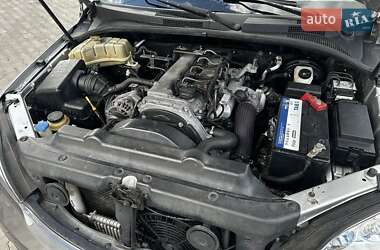 Позашляховик / Кросовер Kia Sorento 2005 в 