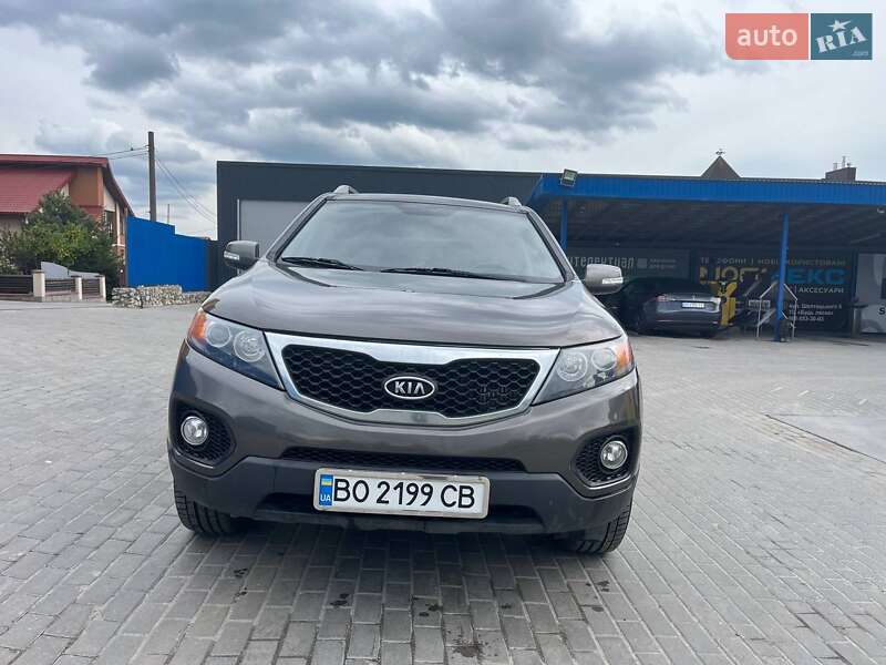Позашляховик / Кросовер Kia Sorento 2011 в Тернополі