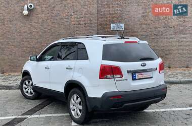 Внедорожник / Кроссовер Kia Sorento 2010 в 