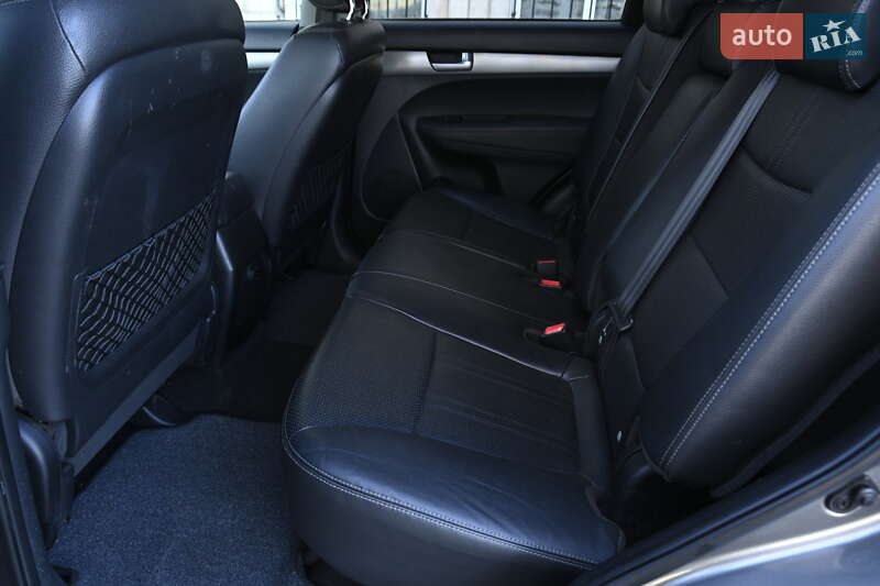 Позашляховик / Кросовер Kia Sorento 2010 в Бердичеві