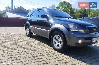 Внедорожник / Кроссовер Kia Sorento 2005 в Черновцах