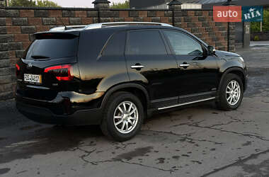 Позашляховик / Кросовер Kia Sorento 2013 в 