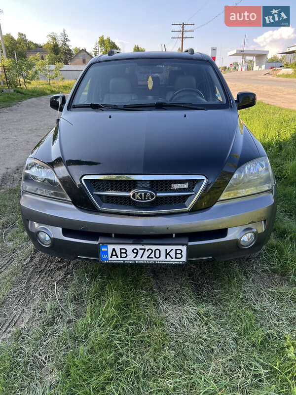 Позашляховик / Кросовер Kia Sorento 2006 в 