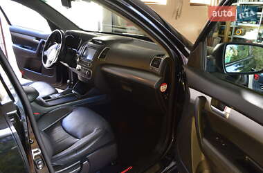 Внедорожник / Кроссовер Kia Sorento 2014 в 