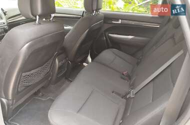 Позашляховик / Кросовер Kia Sorento 2014 в 