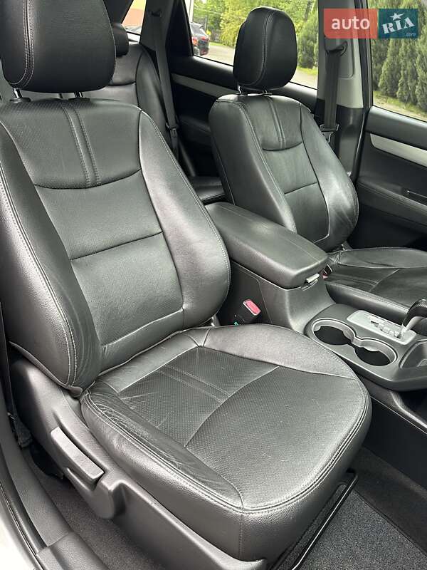 Позашляховик / Кросовер Kia Sorento 2010 в Городку
