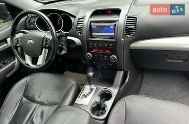 Внедорожник / Кроссовер Kia Sorento 2010 в 