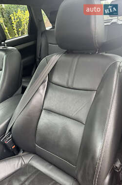 Позашляховик / Кросовер Kia Sorento 2012 в 
