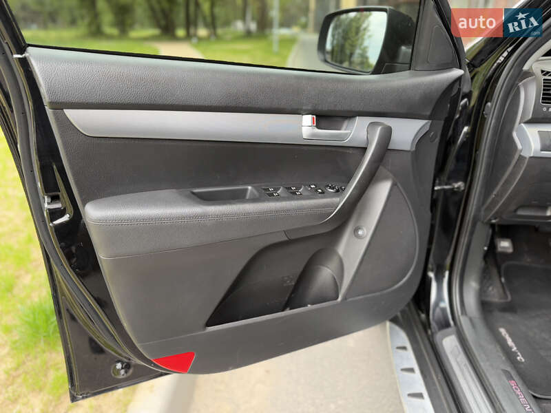 Позашляховик / Кросовер Kia Sorento 2014 в Чернігові