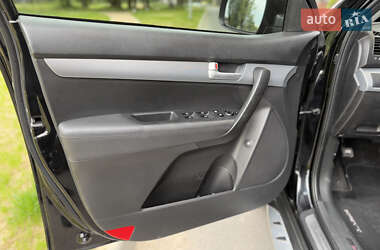 Внедорожник / Кроссовер Kia Sorento 2014 в 