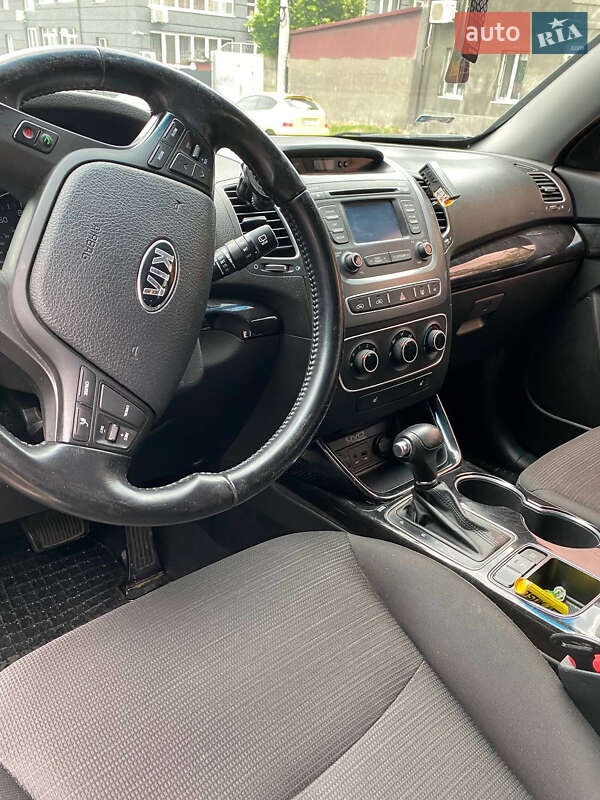Внедорожник / Кроссовер Kia Sorento 2014 в Одессе
