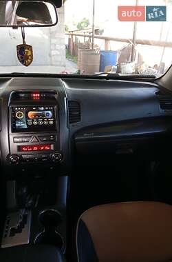 Внедорожник / Кроссовер Kia Sorento 2011 в 