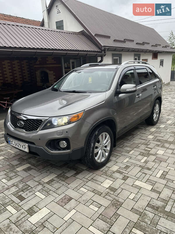 Внедорожник / Кроссовер Kia Sorento 2010 в Львове