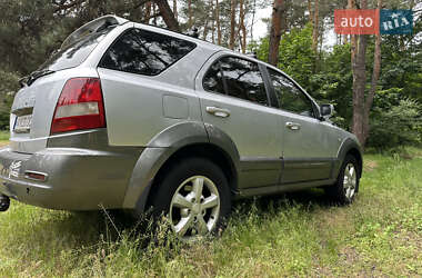Внедорожник / Кроссовер Kia Sorento 2004 в 