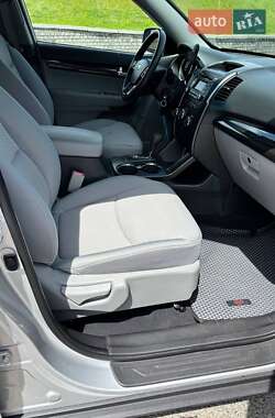 Внедорожник / Кроссовер Kia Sorento 2010 в 