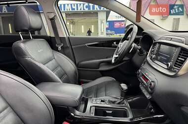 Внедорожник / Кроссовер Kia Sorento 2018 в 