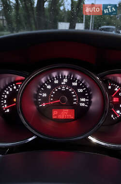 Позашляховик / Кросовер Kia Sorento 2012 в Чернігові