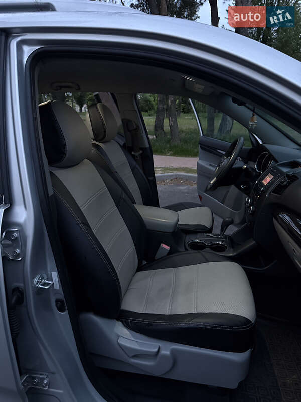 Внедорожник / Кроссовер Kia Sorento 2012 в Чернигове