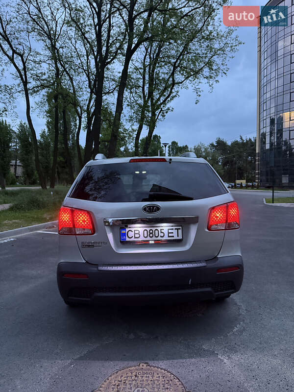 Внедорожник / Кроссовер Kia Sorento 2012 в Чернигове