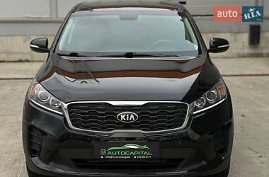 Внедорожник / Кроссовер Kia Sorento 2019 в 