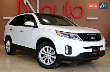 Позашляховик / Кросовер Kia Sorento 2015 в 