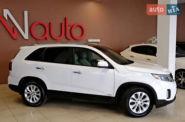 Позашляховик / Кросовер Kia Sorento 2015 в 