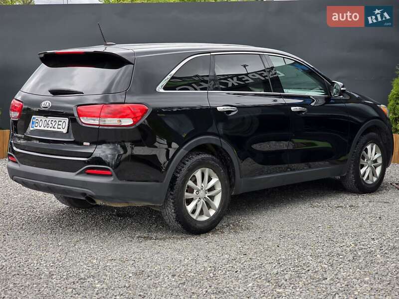 Внедорожник / Кроссовер Kia Sorento 2015 в Тернополе