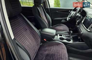 Внедорожник / Кроссовер Kia Sorento 2015 в 