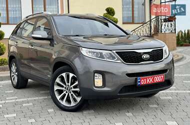 Позашляховик / Кросовер Kia Sorento 2013 в 