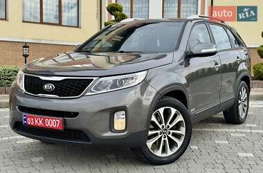 Позашляховик / Кросовер Kia Sorento 2013 в 