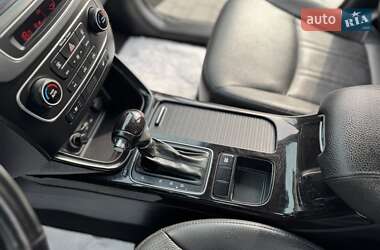 Позашляховик / Кросовер Kia Sorento 2013 в 