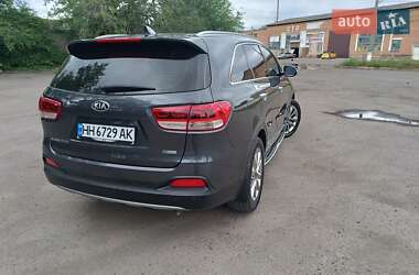 Позашляховик / Кросовер Kia Sorento 2015 в 