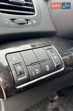 Позашляховик / Кросовер Kia Sorento 2012 в 