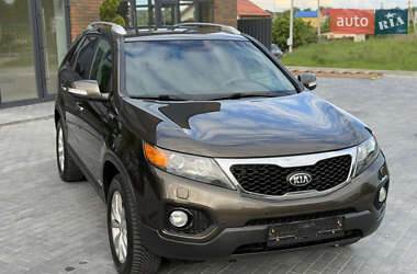 Позашляховик / Кросовер Kia Sorento 2010 в 