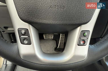 Позашляховик / Кросовер Kia Sorento 2010 в 