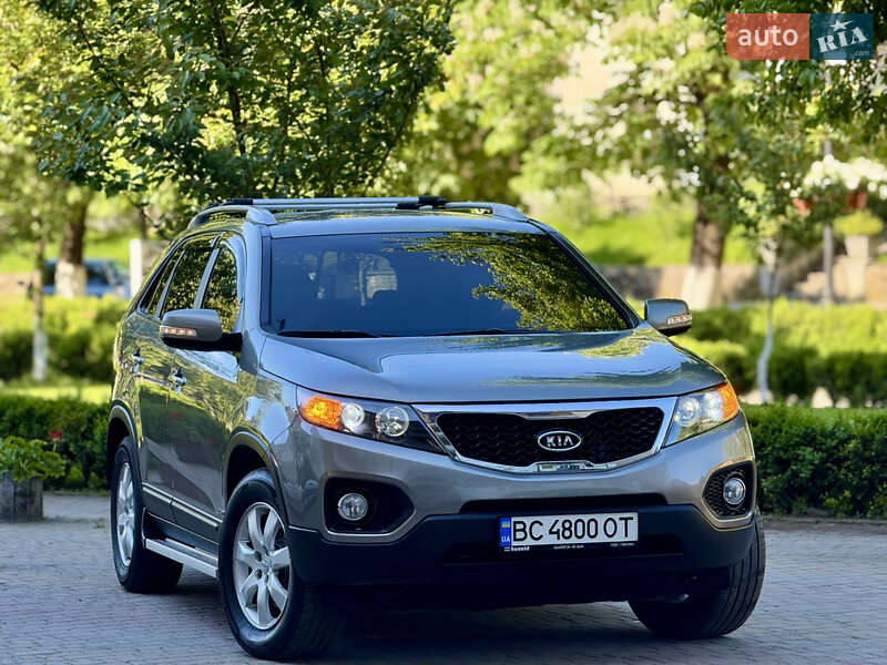 Внедорожник / Кроссовер Kia Sorento 2010 в Выгоде