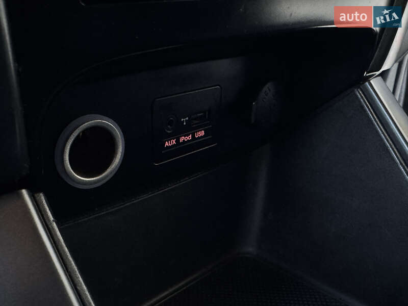 Внедорожник / Кроссовер Kia Sorento 2010 в Выгоде
